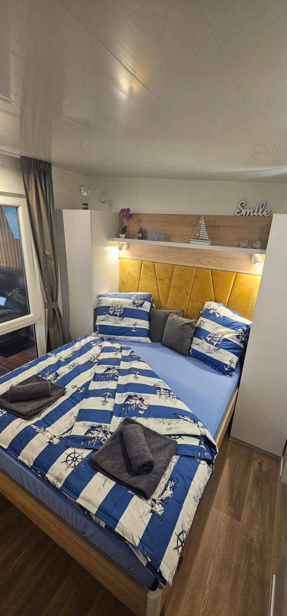 250 Mobile Home Selce Luaran gambar